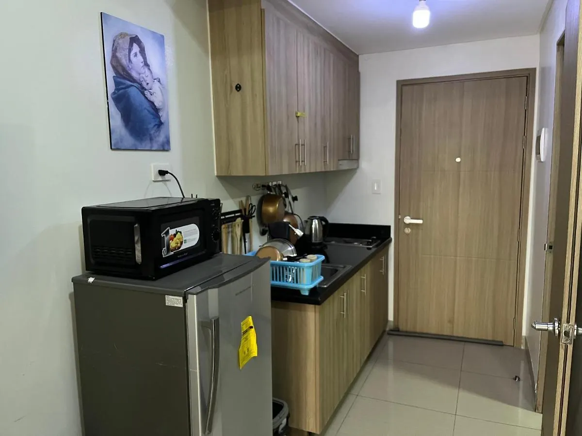 Shore MOA: Cozy Family Apartment with Pool and Entertainment Access Manila 0*,  Philippines